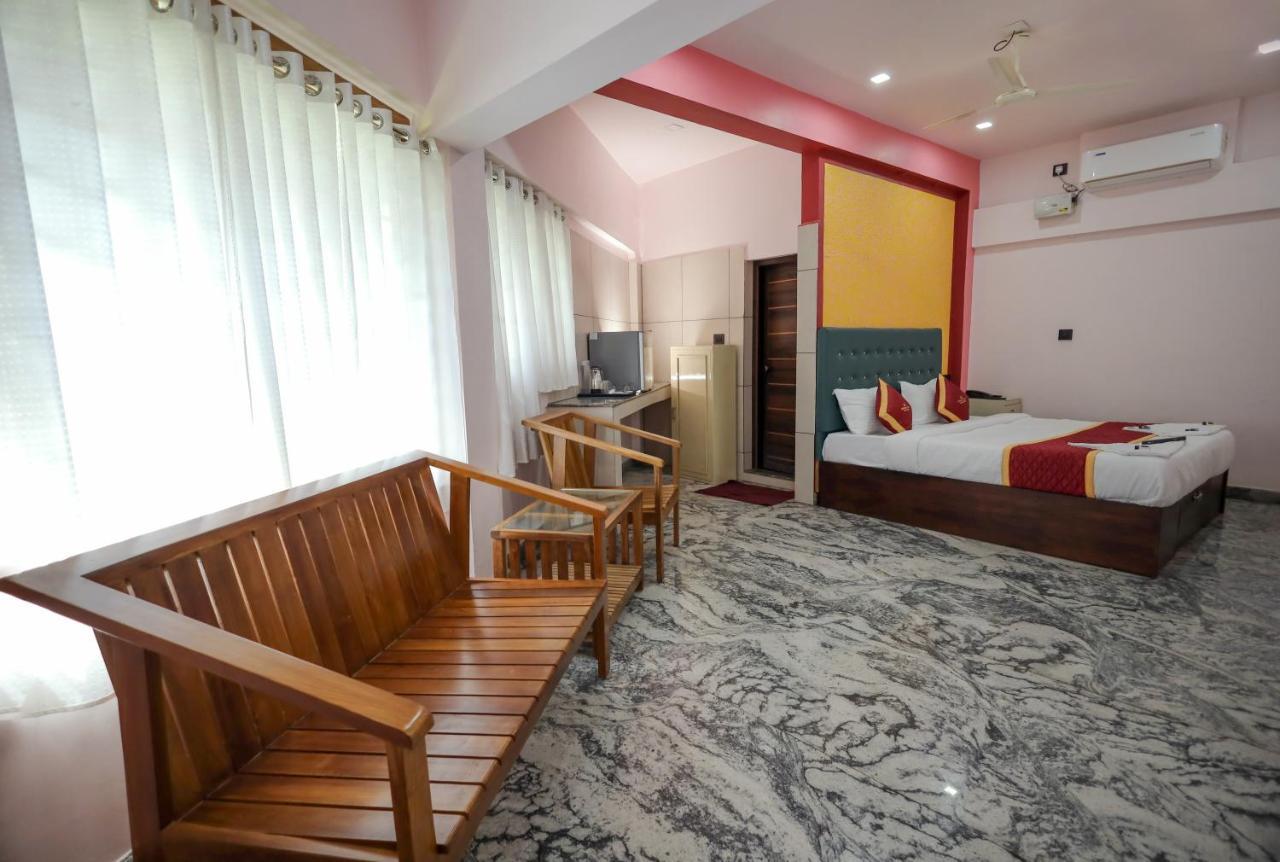 Hotel Wayanad Stay กัลปัตตา ภายนอก รูปภาพ