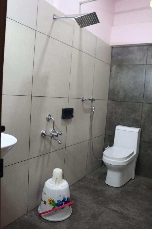 Hotel Wayanad Stay กัลปัตตา ภายนอก รูปภาพ
